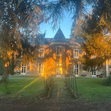Chateau De Montaupin Oize Exterior photo